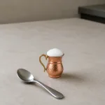 Çok küçük lale biçimli bakır ayran bardağı